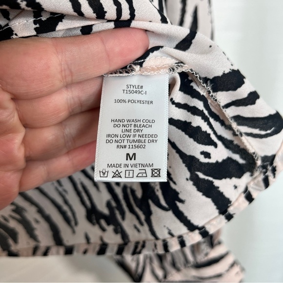 DNT zebra print long sleeve wrap blouse - Picture 10 of 10